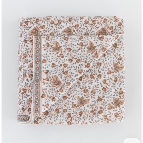 ISO mcgee and co sadie floral leaf tablecloth